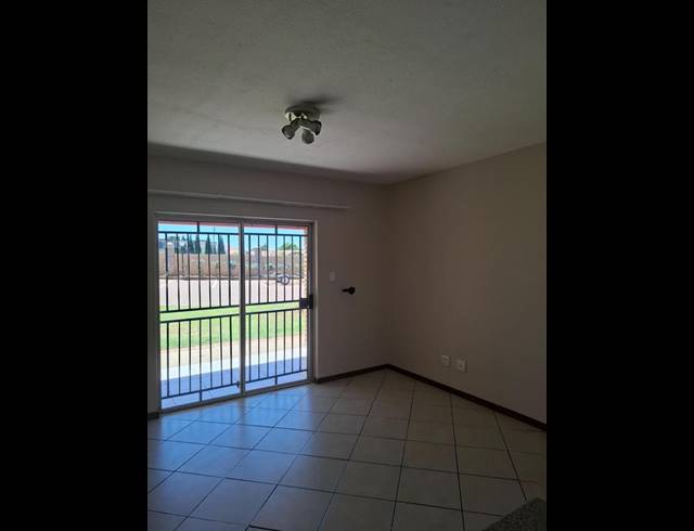 2 BEDROOM PROPERTY TO RENT IN STONERIDGE